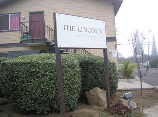 581 W Lincoln Ave #202, Clovis, CA 93612