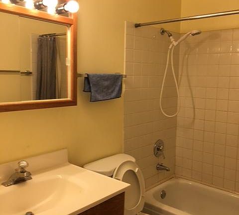 5th image of 4 Villa Verde Dr APT 202