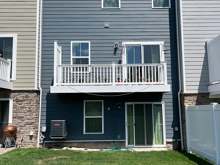 7104 Chestnut Way — Photo 11