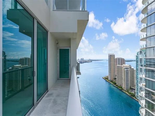 300 S Biscayne Blvd, Miami, FL