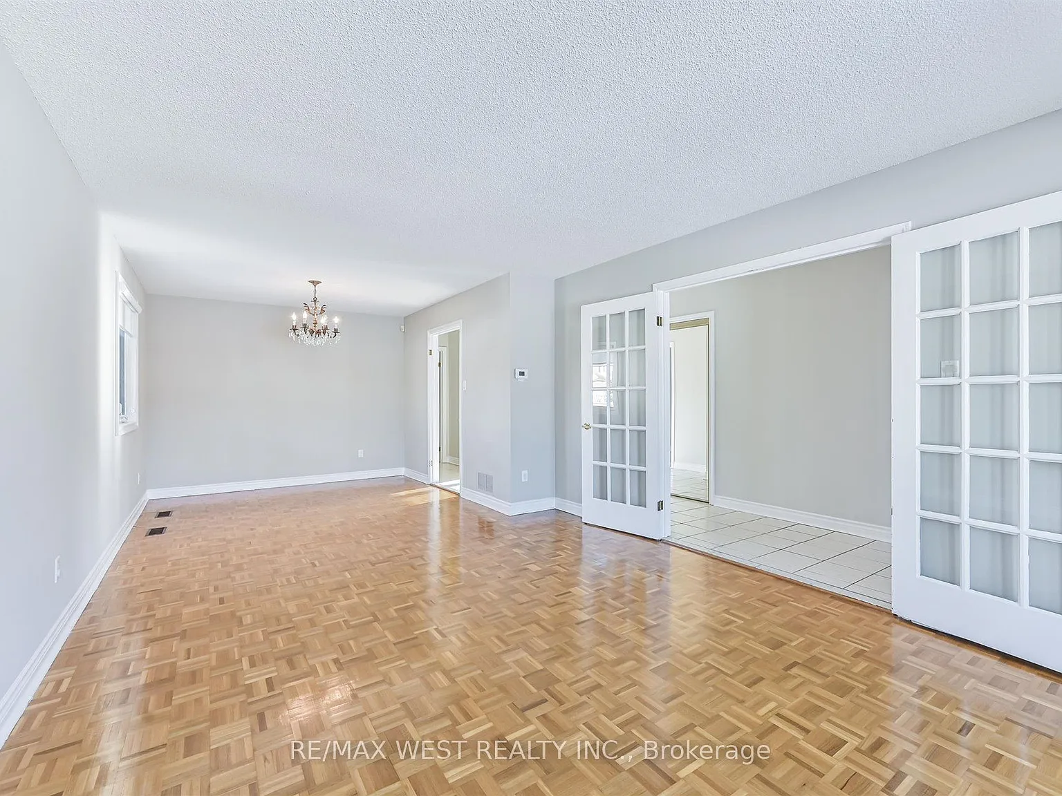 3 bed, $3,850 — Photo 4