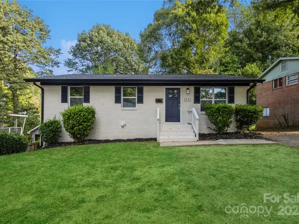 1525 Northbrook Dr, Charlotte, NC 28216
