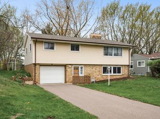 564 Miriam St, Mendota Heights, MN 55118