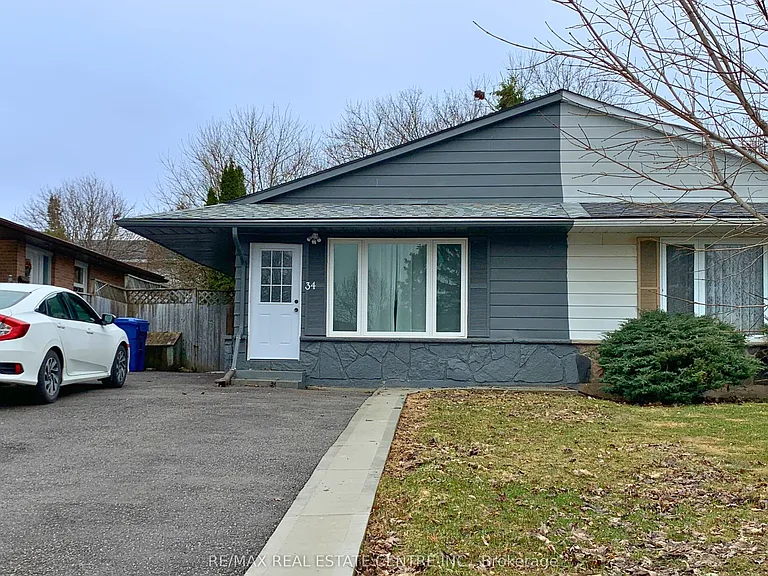 34 Caledonia Rd — Photo 1