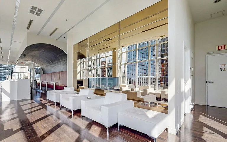 21 Nelson St #415 — Photo 17