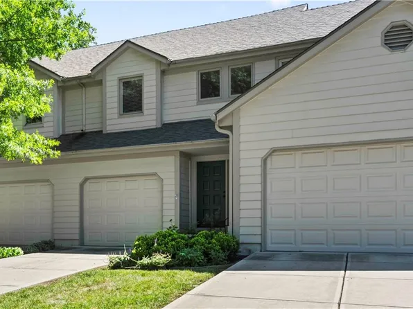 10935 W 116th Ter, Overland Park, KS 66210