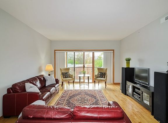 3rd image of 8200 Lincoln Ave APT 413