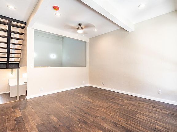 4th image of 4131 Buena Vista St