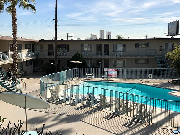 2nd image of 4815 Persimmon Ave APT 19