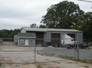 740 Kingsbridge Rd, Carrollton, GA 30117