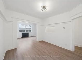 1578 Queen St E #1A, Toronto, ON M4L1G1