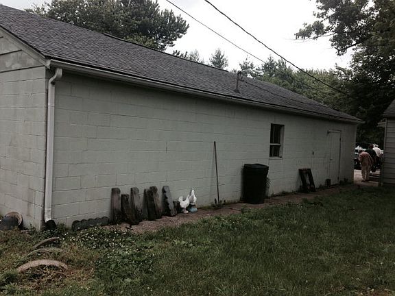 4th image of 5021 Graham Ln