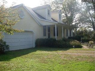 368 Stroup Rd, Atwater, OH 44201