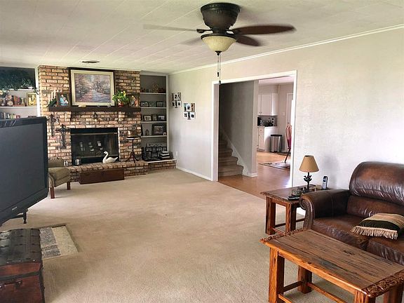5th image of 2016 Llano St