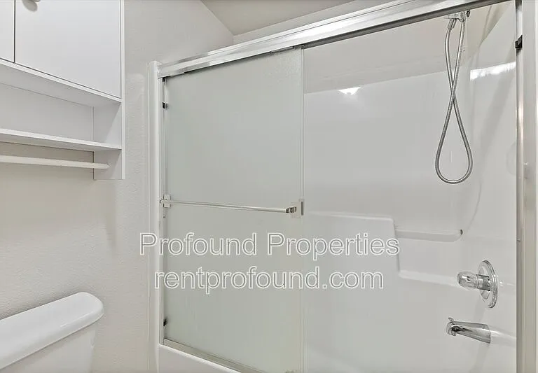 17634 SW September Ln — Photo 28