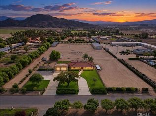 25124 Los Rancherias Rd, Hemet, CA 92545