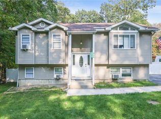 3249 Stonehenge Dr, East Stroudsburg, PA