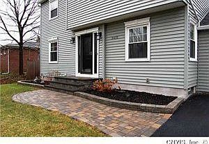 2nd image of 3418 E Genesee St