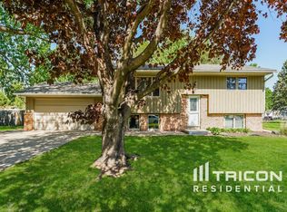 11233 Nevada Ave N, Champlin, MN 55316