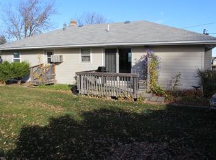 809 Eisenhower St, Winner, SD 57580