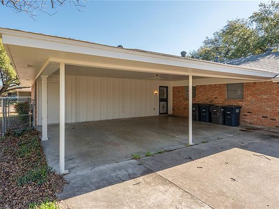 3rd image of 4818 South Dr