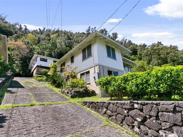 2521 Henry St, Honolulu, HI 96817