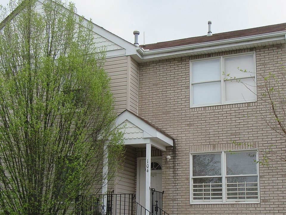 1st image of 104 Hadassah Ln