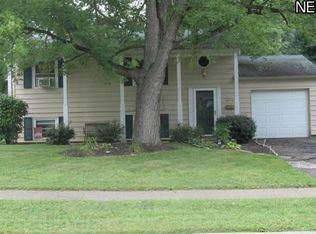 3670 Santom Rd N, Stow, OH 44224