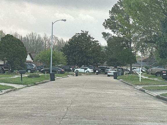 4th image of 2511 Union Mill Rd