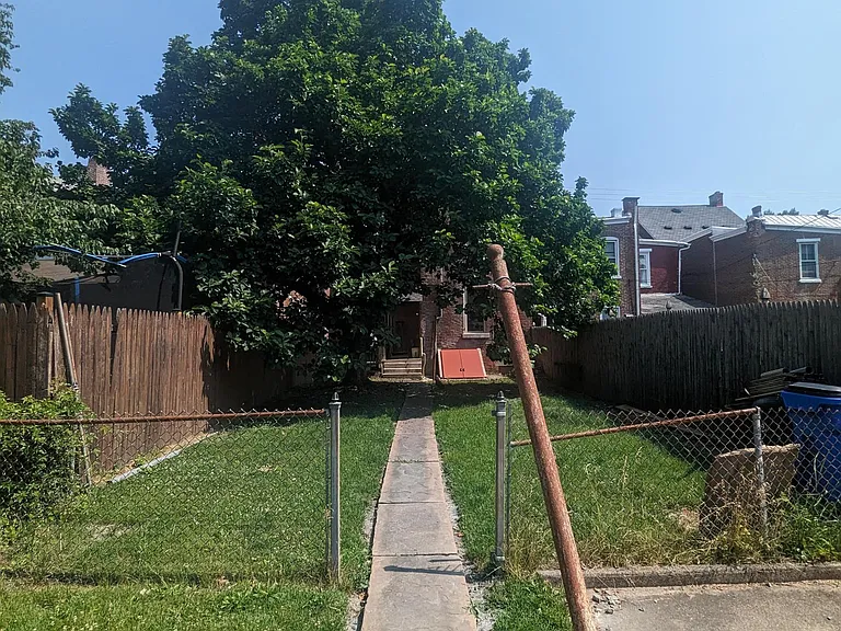 248 Beech St — Photo 4