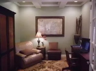 860 Keeneland Green Dr, Union, KY 41091