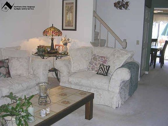 5th image of 19445 Lymans Ln #97