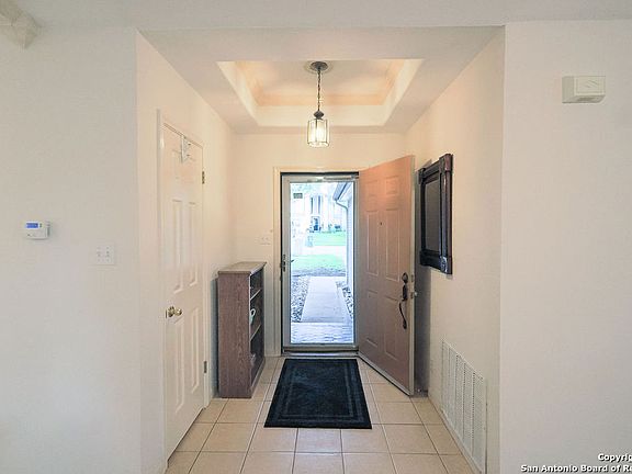 5th image of 7438 Oak Marsh St.