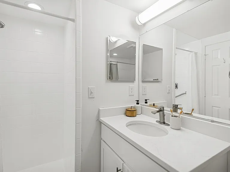 ReNew Little Creek — Photo 12