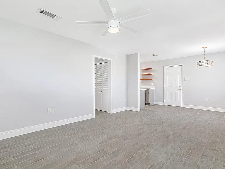 6662 Avenue A — Photo 6