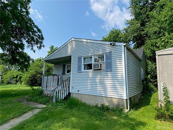 3rd image of 1529 Horlacher Ave