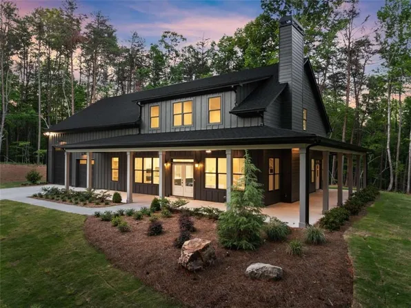 124 Fox Valley Rd, Clarkesville, GA 30523