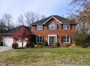 216 Burns Farm Blvd N, Edwardsville, IL 62025