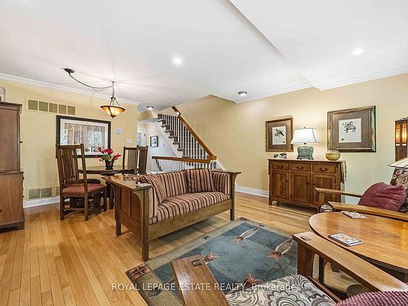 4th image of 90 Edgewood Ave #123