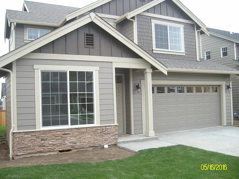 4721 Hadley St — Photo 1