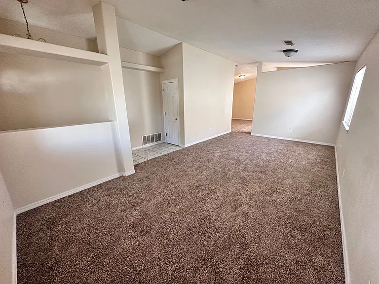 6535 Tierra Prieta Ave NW — Photo 6