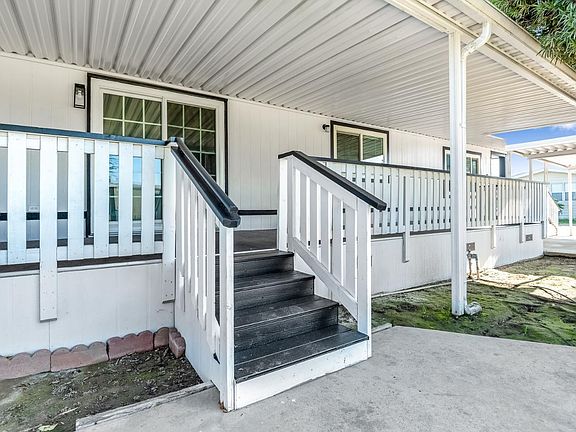 5th image of 5505 W Tulare Ave