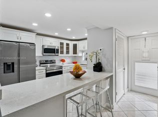 671 S Hollybrook Dr APT 102, Hollywood, FL 33025