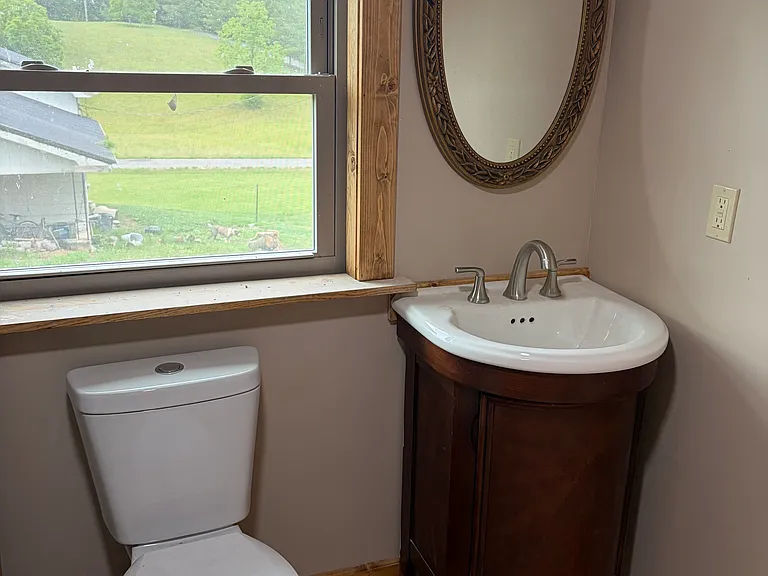 127 Bradshaw Dr — Photo 14