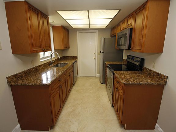 2nd image of 575 Escobar Ave NW