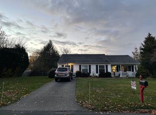 4 Mohican Rd, Newburgh, NY 12550