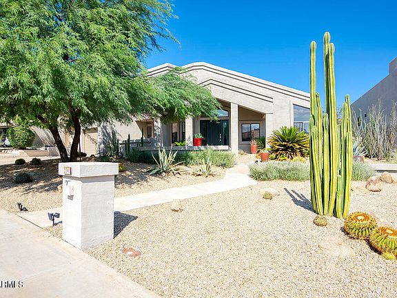 3rd image of 2340 E Cinnabar Avenue