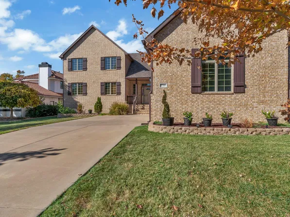 7706 E Champions Cir, Wichita, KS 67226