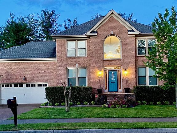 3rd image of 1232 Buckingham Cir