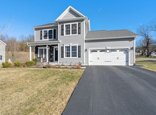 2 Birch Ct, Troy, NY 12180